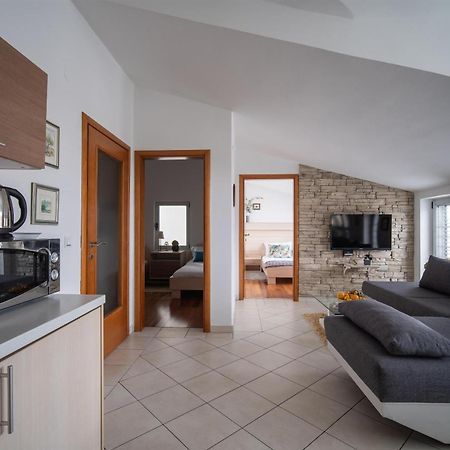 Apartments Valbruna Ровинь Экстерьер фото