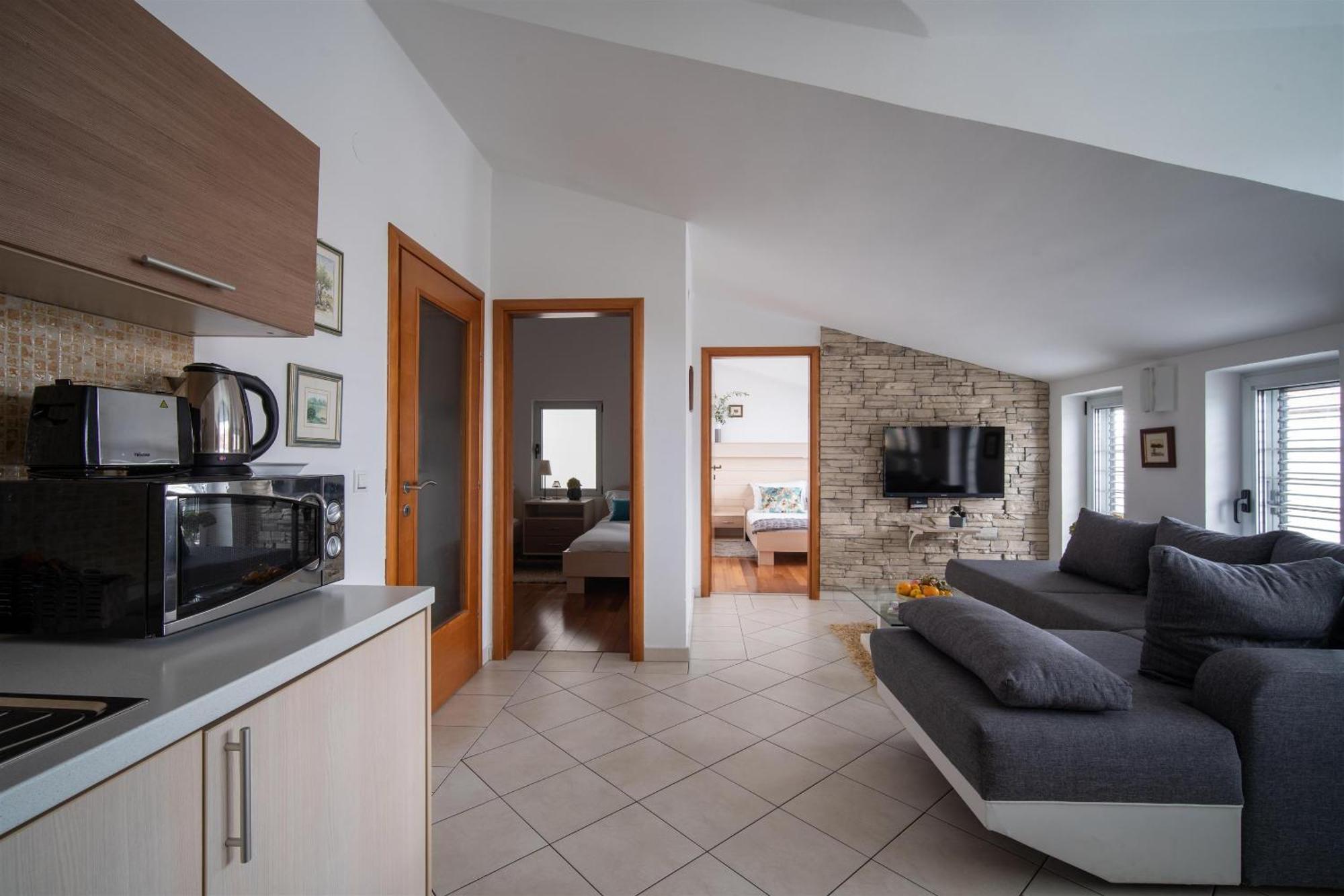Apartments Valbruna Ровинь Экстерьер фото
