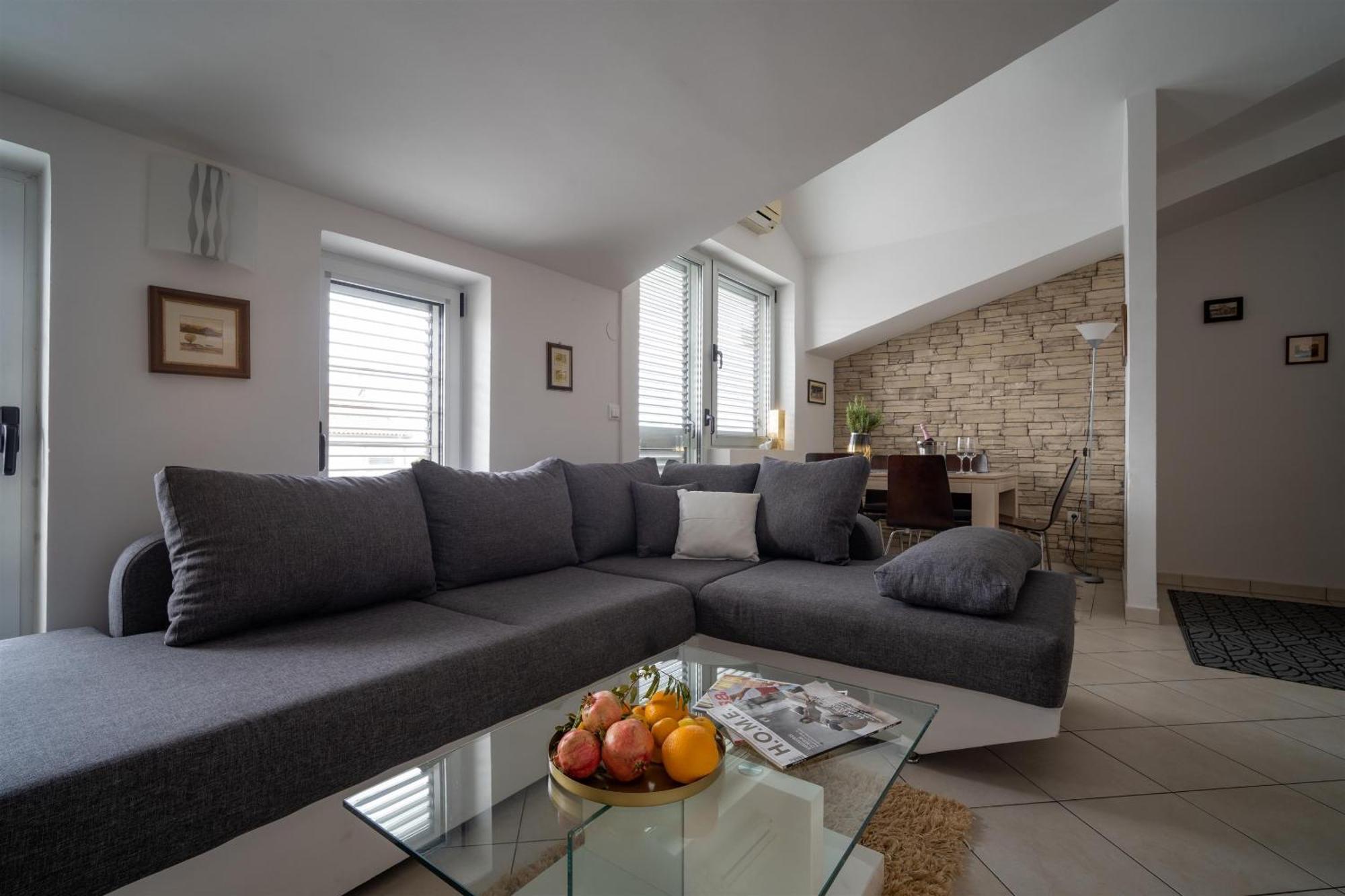 Apartments Valbruna Ровинь Экстерьер фото