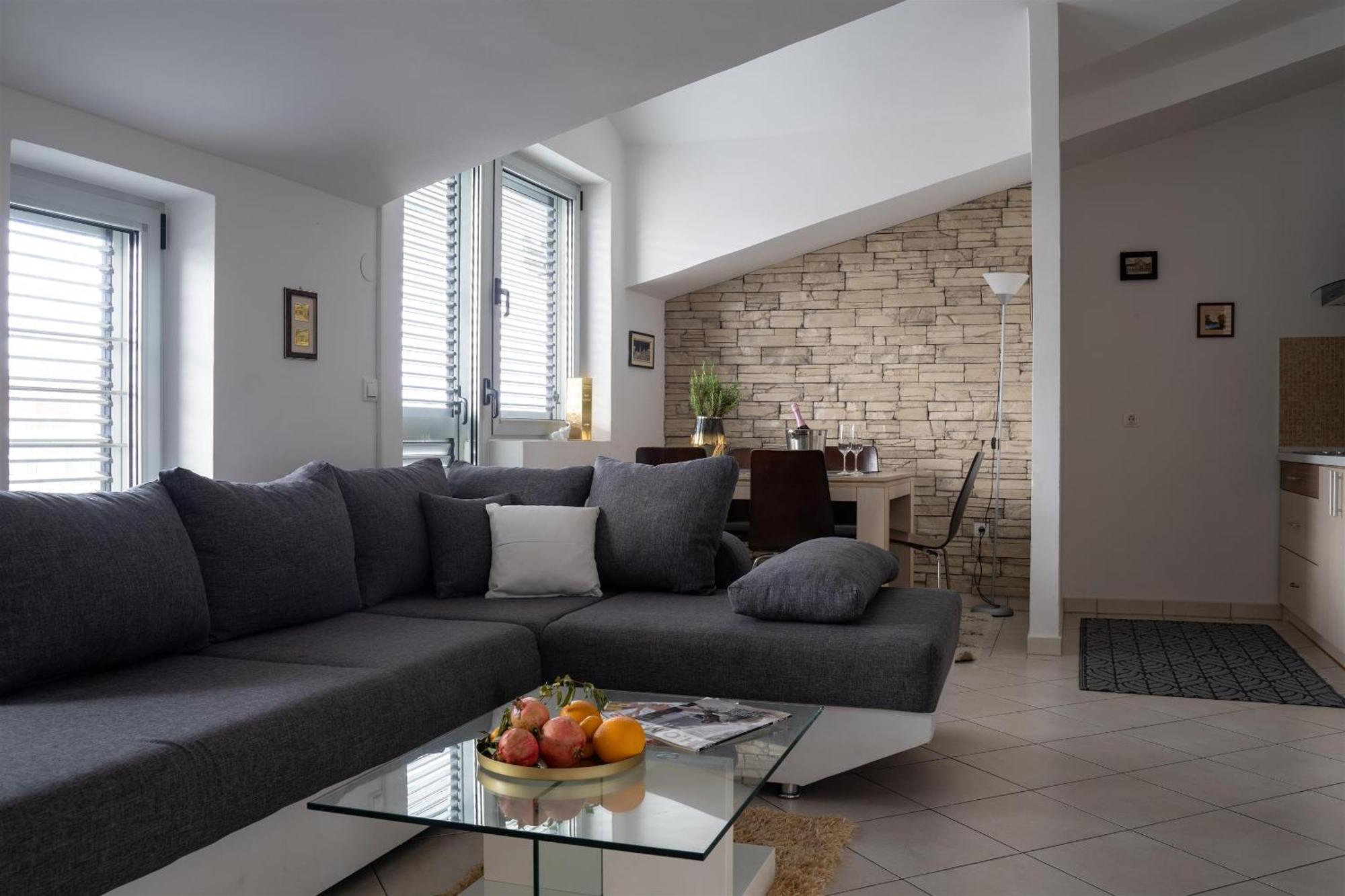 Apartments Valbruna Ровинь Экстерьер фото