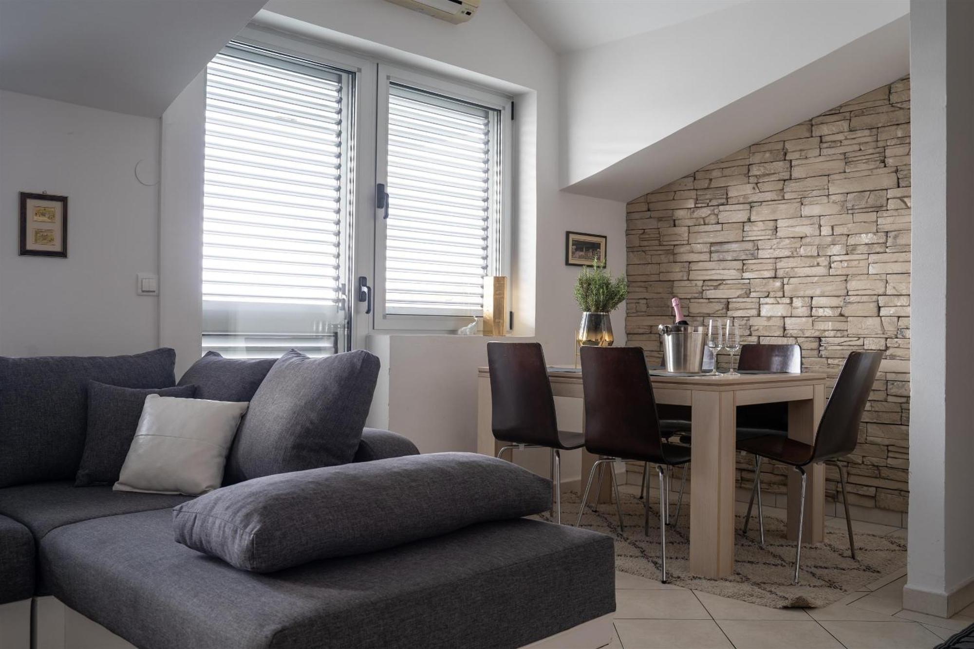 Apartments Valbruna Ровинь Экстерьер фото