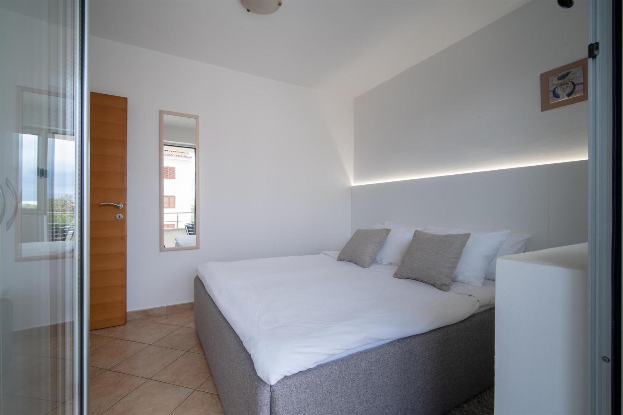 Apartments Valbruna Ровинь Экстерьер фото