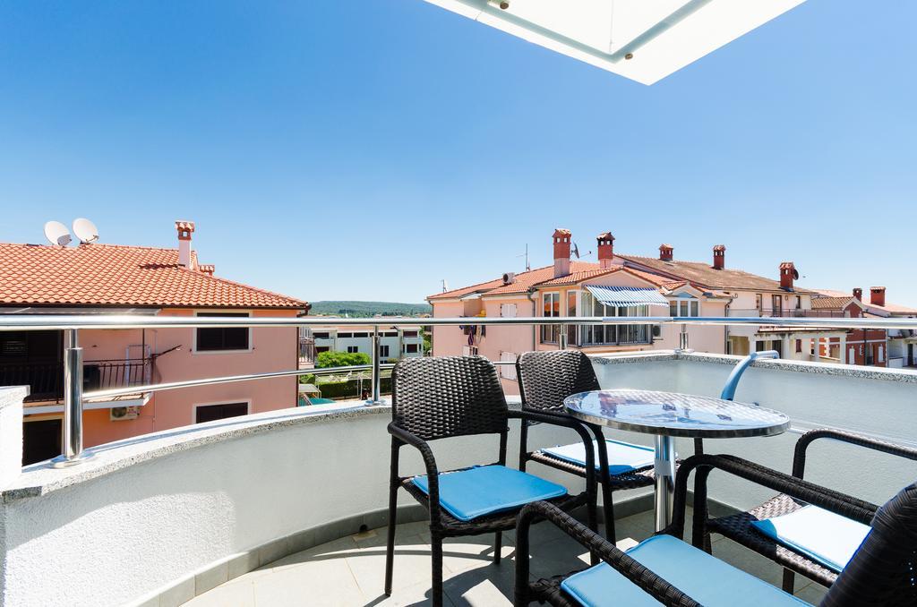 Apartments Valbruna Ровинь Экстерьер фото