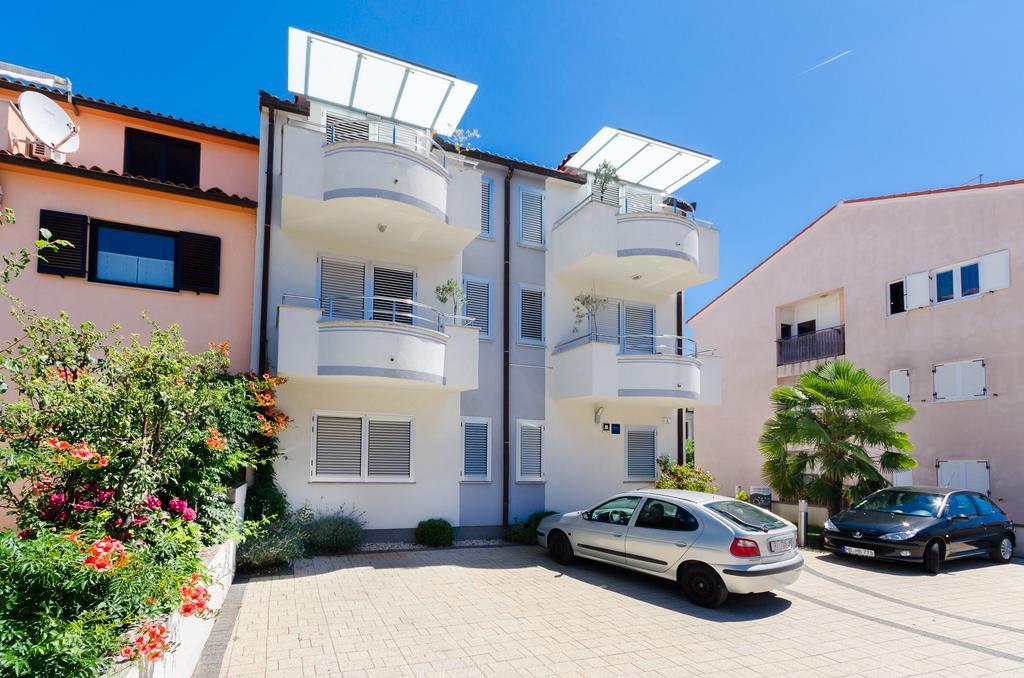 Apartments Valbruna Ровинь Экстерьер фото