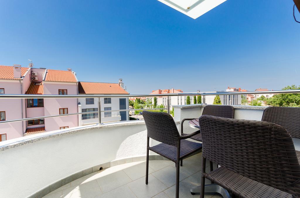 Apartments Valbruna Ровинь Экстерьер фото