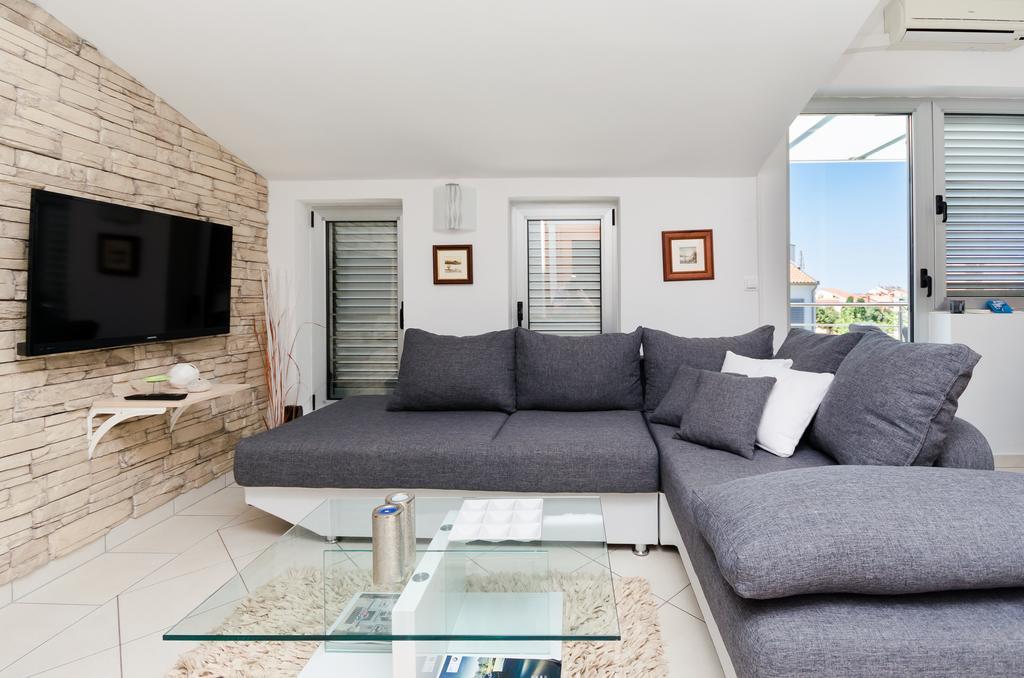 Apartments Valbruna Ровинь Экстерьер фото