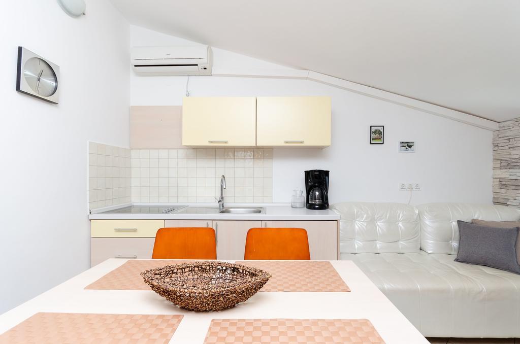 Apartments Valbruna Ровинь Экстерьер фото