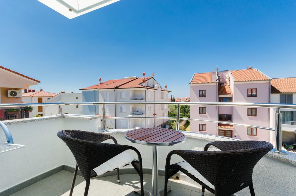 Apartments Valbruna Ровинь Экстерьер фото