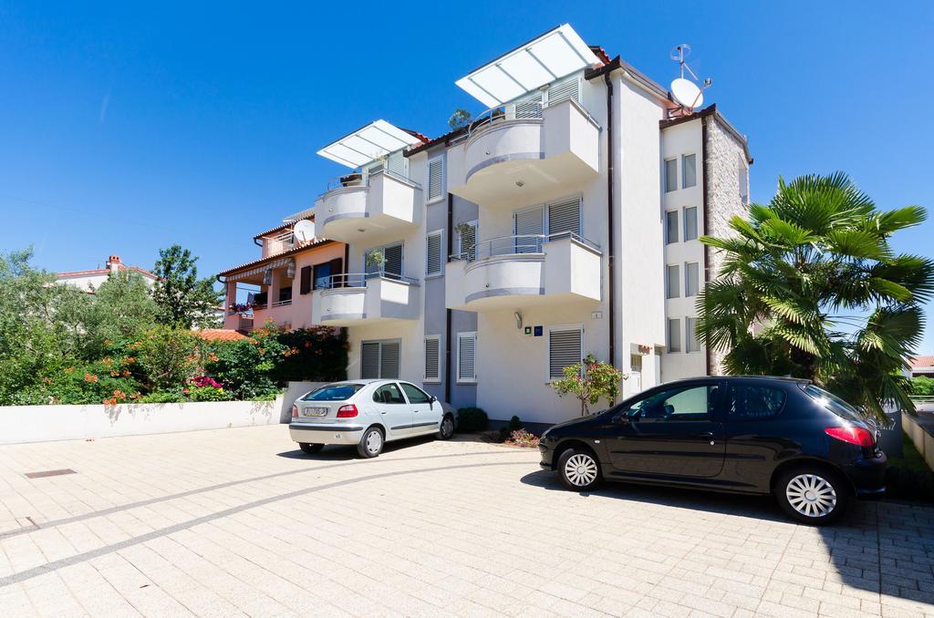 Apartments Valbruna Ровинь Экстерьер фото